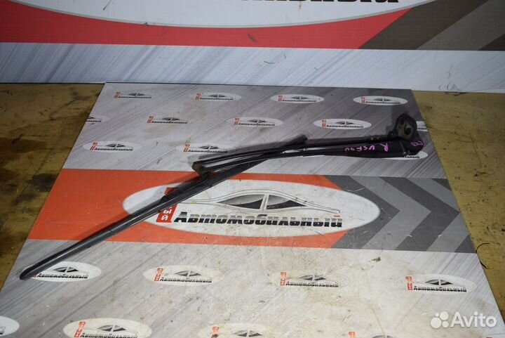 Поводок дворника c Lexus LS460 USF40 1UR-FSE