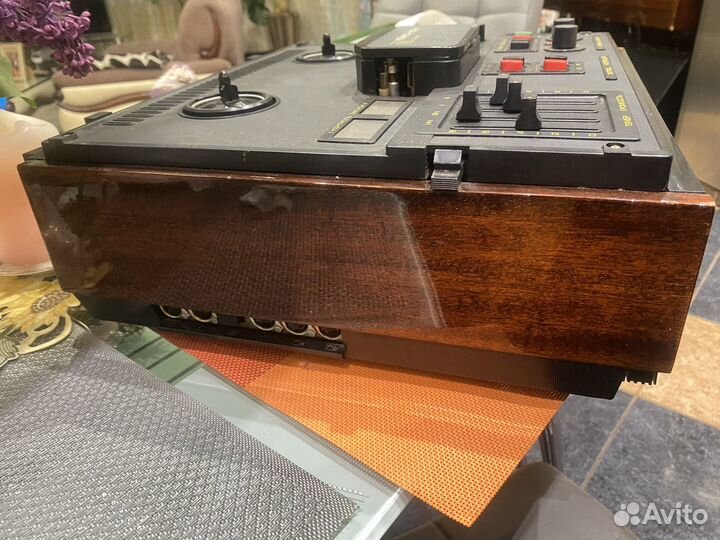 Мелодия стерео и комета 212