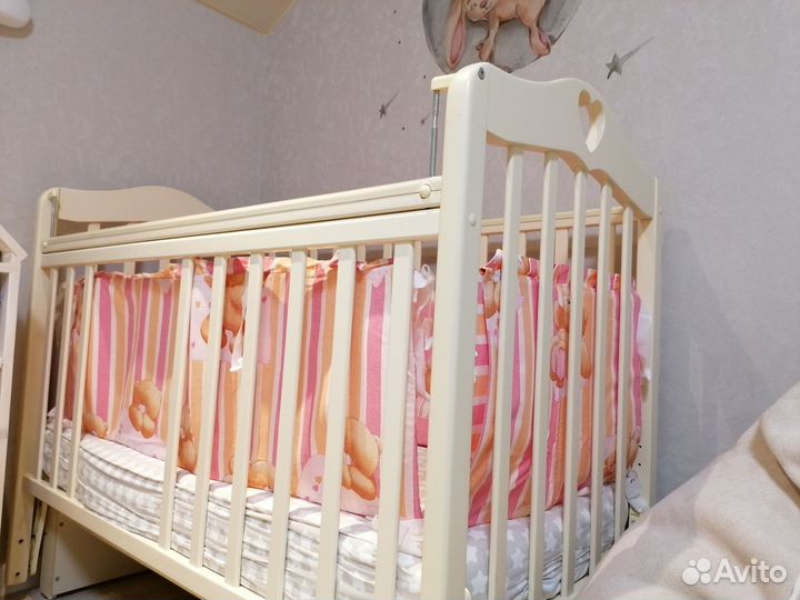 Бортики в кроватку новые