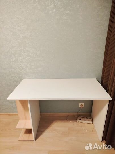 Письменный стол новый