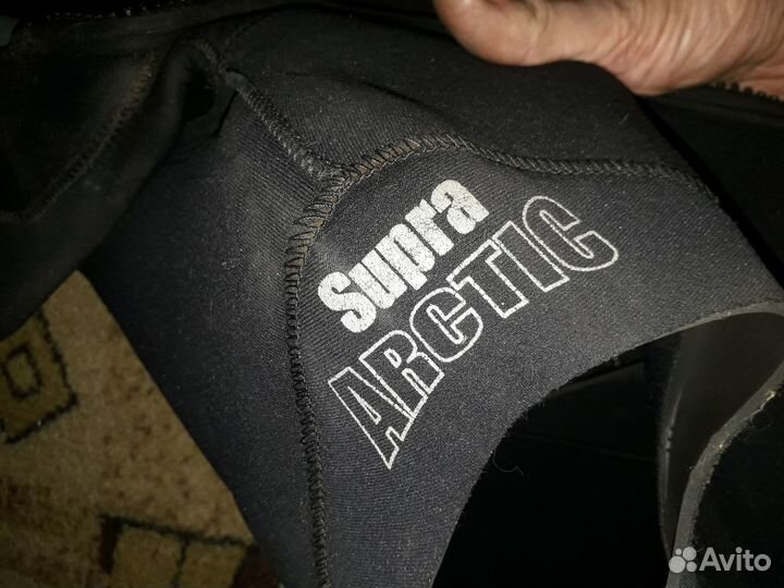 Гидрокостюмы Bare