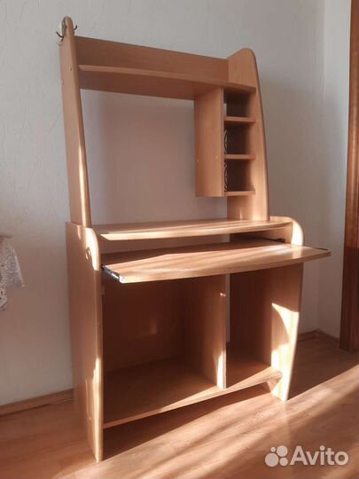 Компьютерный столик