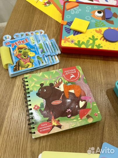 Развивающие игрушки для малышей пакетом