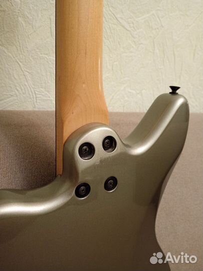 Электрогитара Fernаndes jaguar