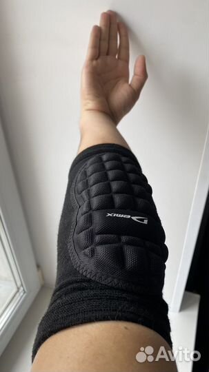 Налокотники Demix