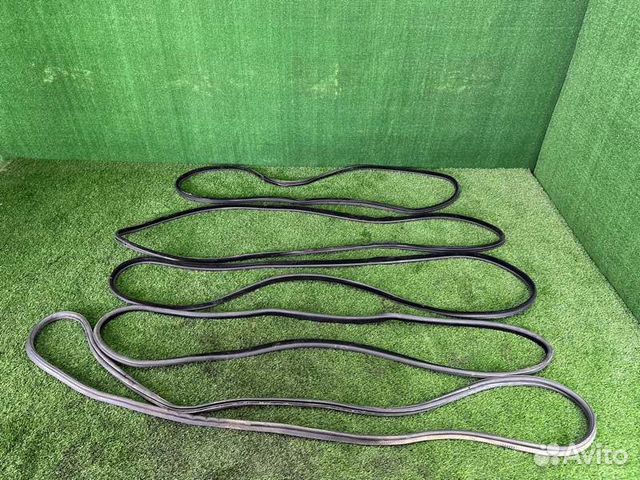 Уплотнительная резинка боковой двери Bmw X5 E70