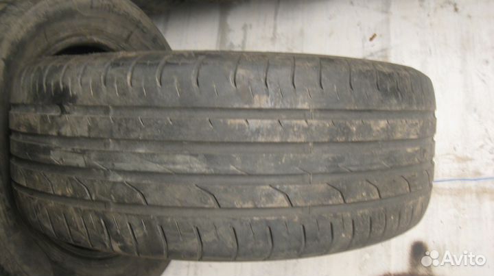 Continental ContiPremiumContact 2 215/55 R16 93H