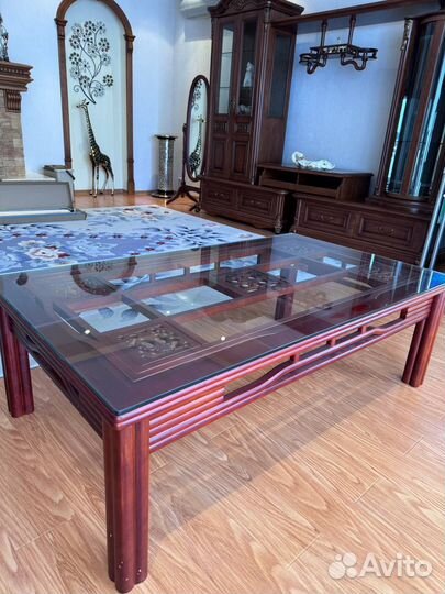 Стол деревянный