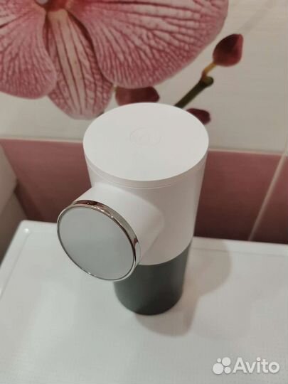 Автоматический диспенсер для мыла