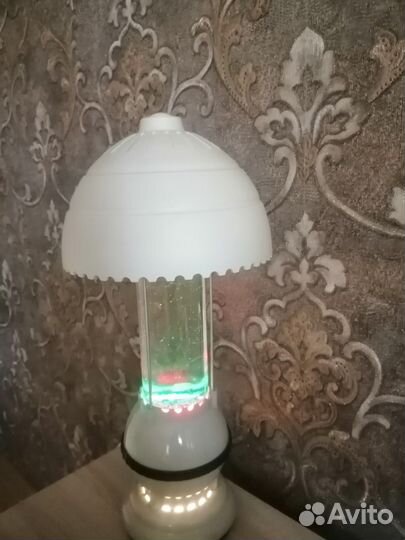 Лампа настольная