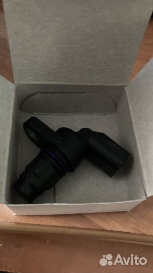 Датчик положения распредвала ford 2025941