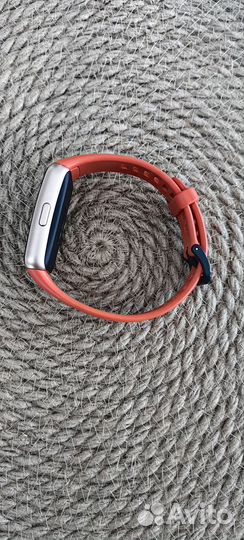 Huawei band 6 и honor band 6