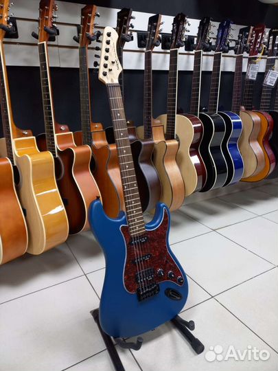 Электрогитара Новая