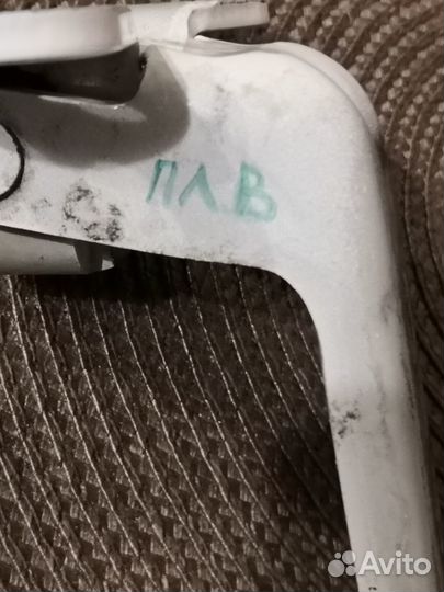 Петля двери киа мохав (передней левой верхняя)