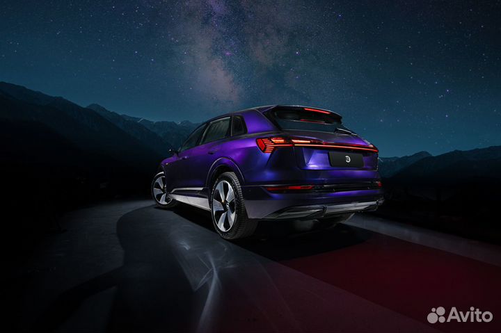 Audi E-trone Звездное небо
