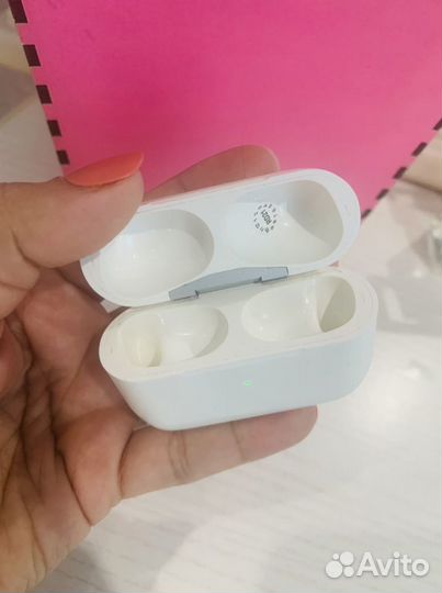 Футляр для наушников apple airpods