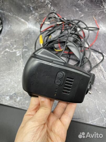 Штатный видеорегистратор от Volvo XC 90