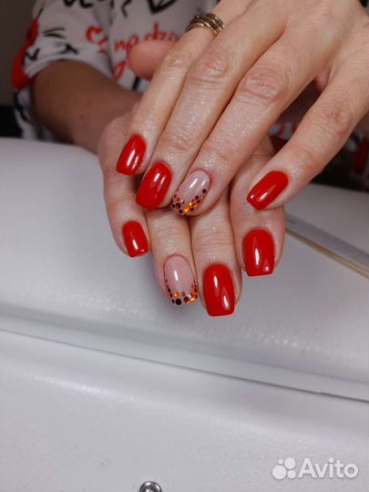 Маникюр,педикюр