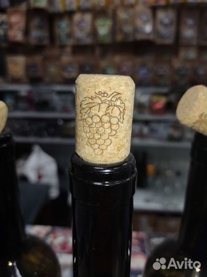 Бутылка 0,75л винная с пробкой