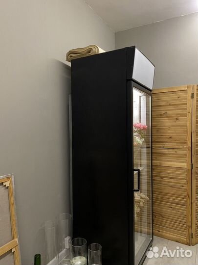 Холодильник витрина б/у