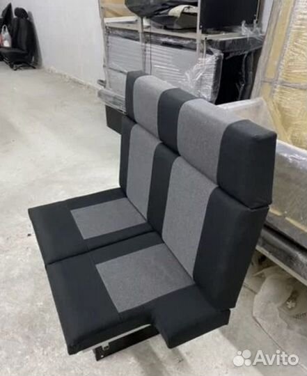 Диван спальник со столиком в Газель