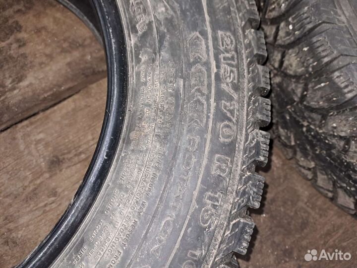 Nordman WR SUV 215/70 R16