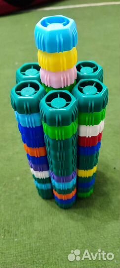 Крышки от фрутоняня в количестве 87 штук