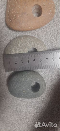 Камешки с отверстием