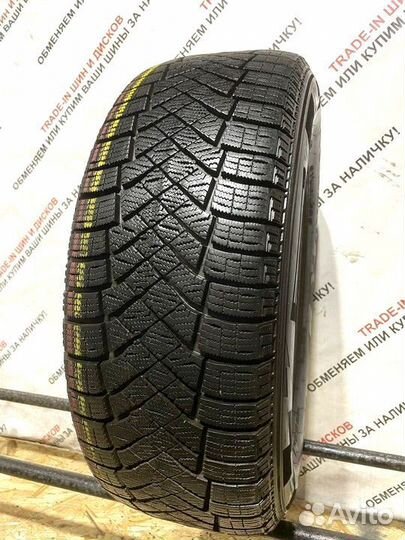 Pirelli Ice Zero 215/60 R16 99H