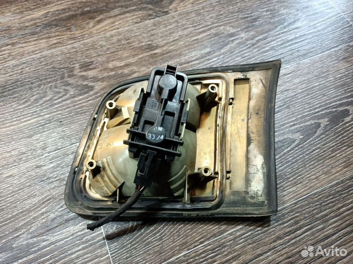 Фонарь задний левый Opel Omega