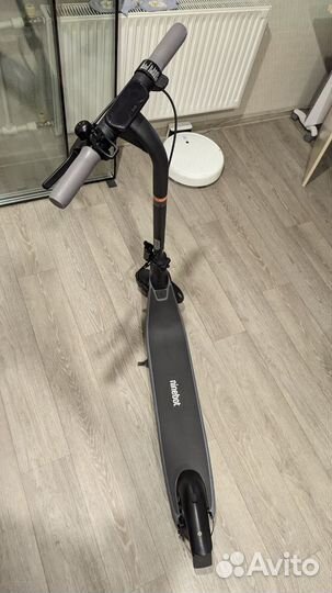 Электросамокат Ninebot KickScooter E2 черный