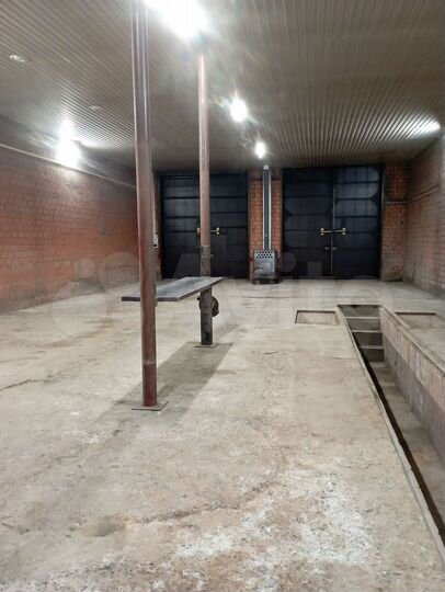 Гараж, > 30 м²