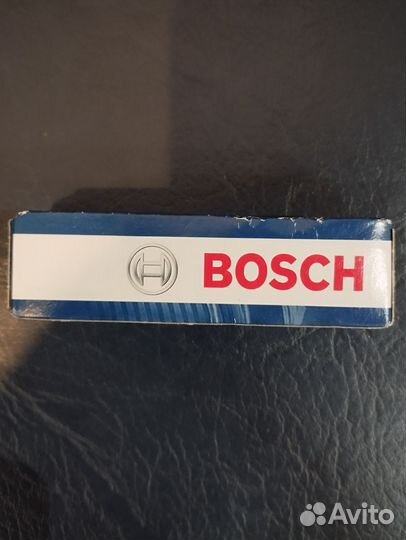 Свечи зажигания Bosch (комплект, 4 шт). WR7DC+