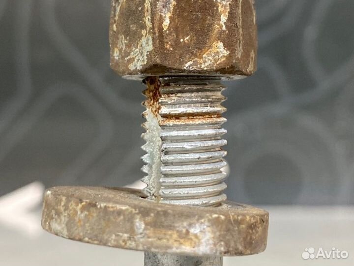 Болт развальный Audi A6 Allroad C6 AUK 2006