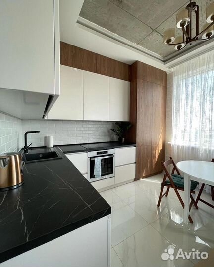 Кухонные гарнитруы