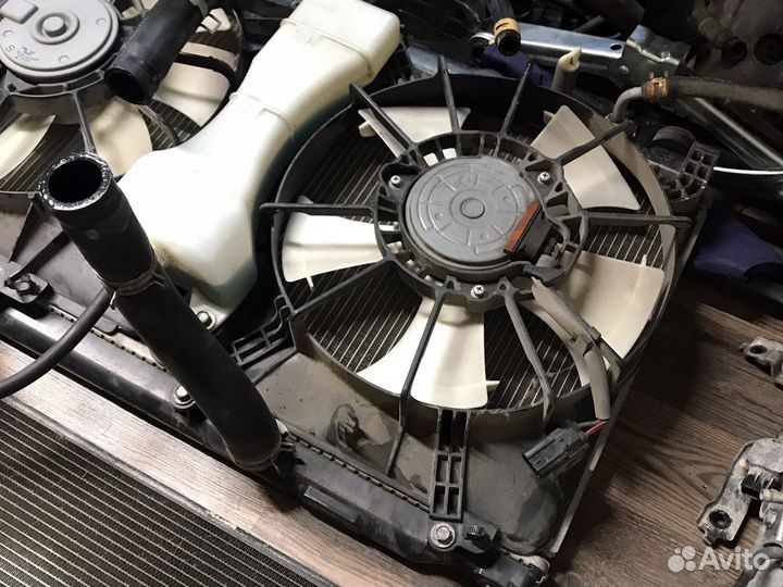 Кассета радиатора Honda Freed 1.5