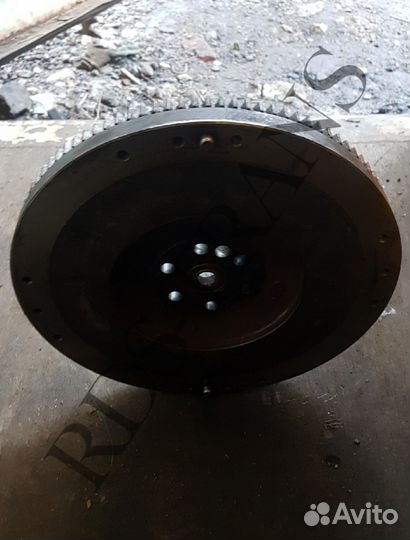 Маховик Hyundai HD 72 Хендай 72