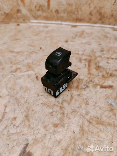 Кнопка стеклоподъемника Chery Tiggo (T11)