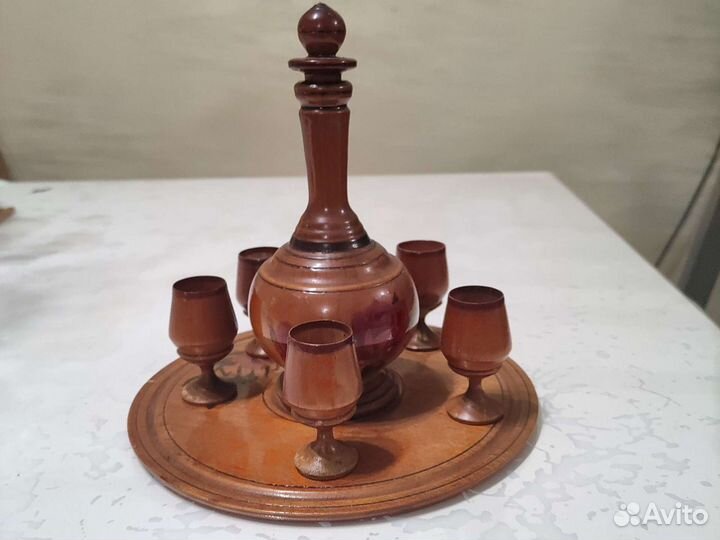 Графин, рюмки, дерево. Винтаж