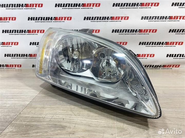 Фара правая Форд Фокус 2