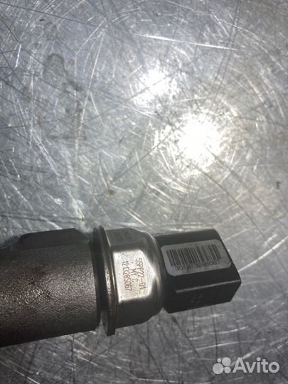 Топливная рампа Mercedes E-Class W212 OM651 2.2