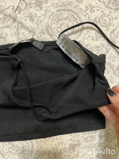 Топ bershka с разрезом XS