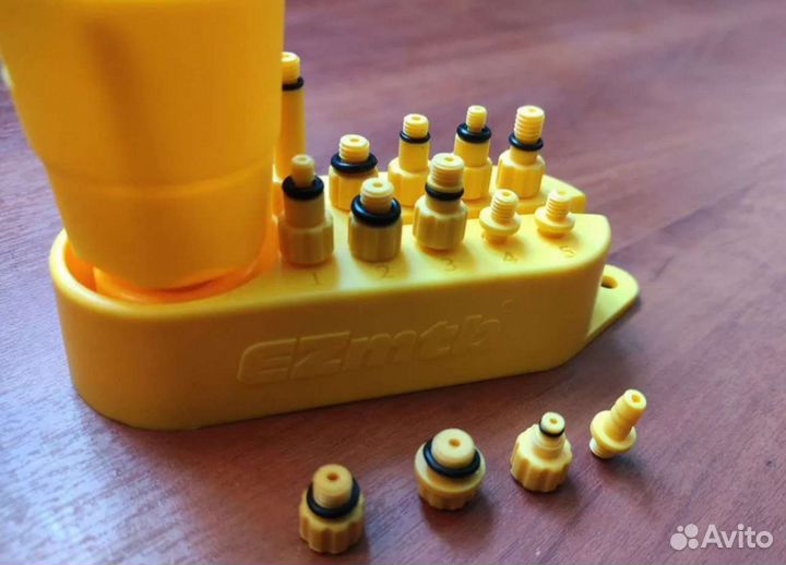 Набор штуцеров для прокачки гидравлических тормозо