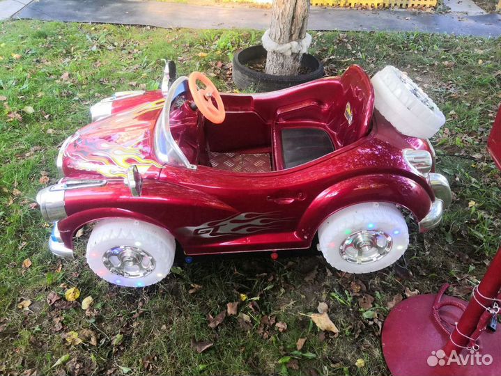 Детский аттракцион машинка качалка купюрник