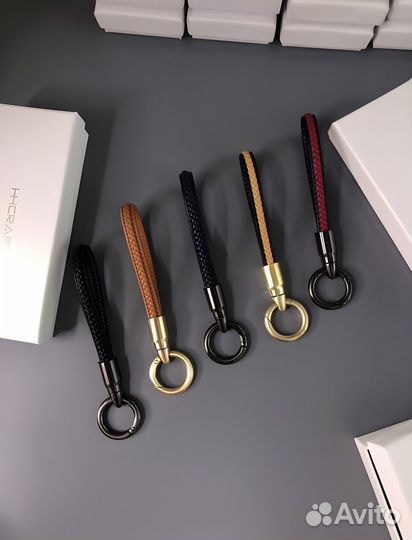 Брелок на ключи кожаный