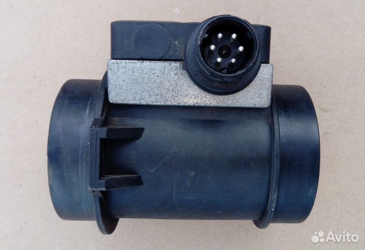 Датчик массового расхода воздуха BMW E34 M50B25