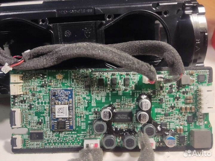 Колонка JBL оригинал части