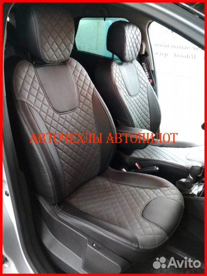 Чехлы Автопилот Renault Kaptur из экокожи Ромб