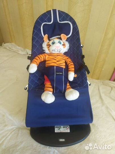 Шезлонг для новорожденных