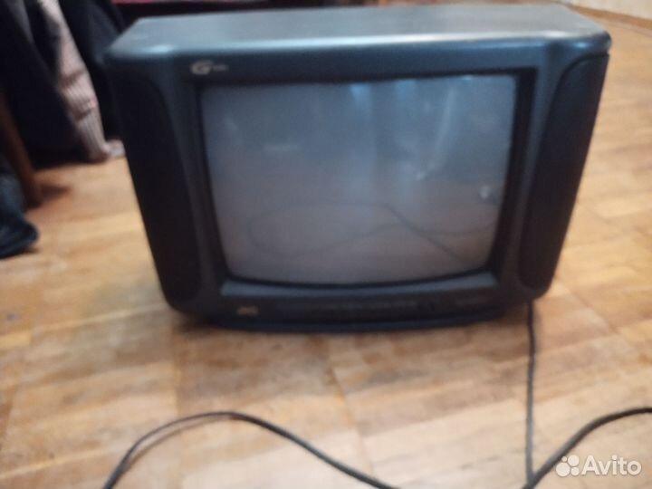 Телевизор бу на запчасти